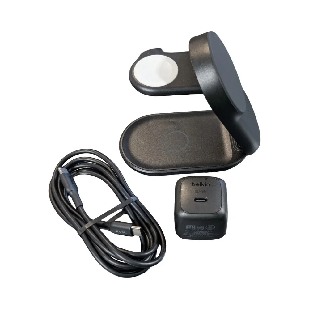 Qq4U Belkin 3-in-1 Foldable Magnetic Charging Stand 25W Qi2 MagSafe iPhone Black